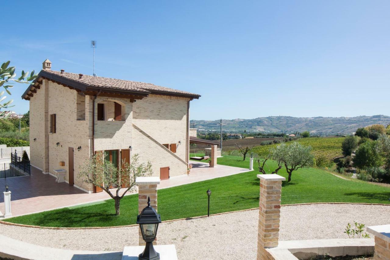B&B L' Antica Fonte Spinetoli Kültér fotó